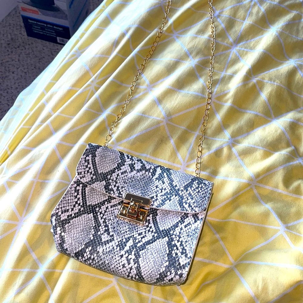 Snake skin purse NEVER used